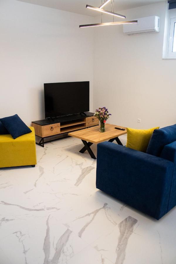 Elias Studio - Near To The Port Of Rafina And The Airport Of Athens Agios Spyridon  Exterior photo